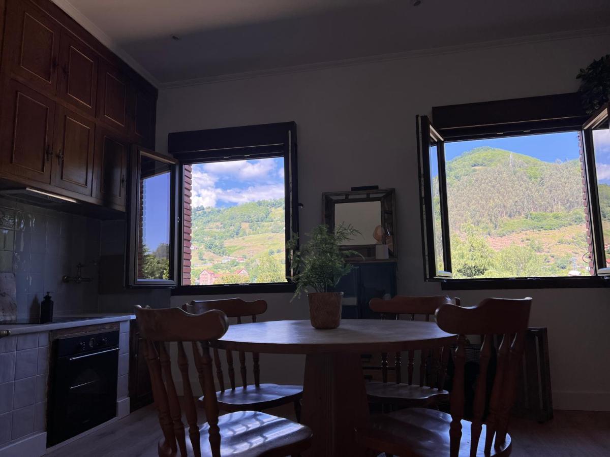 Mountain View Apartment Mieres  Bagian luar foto