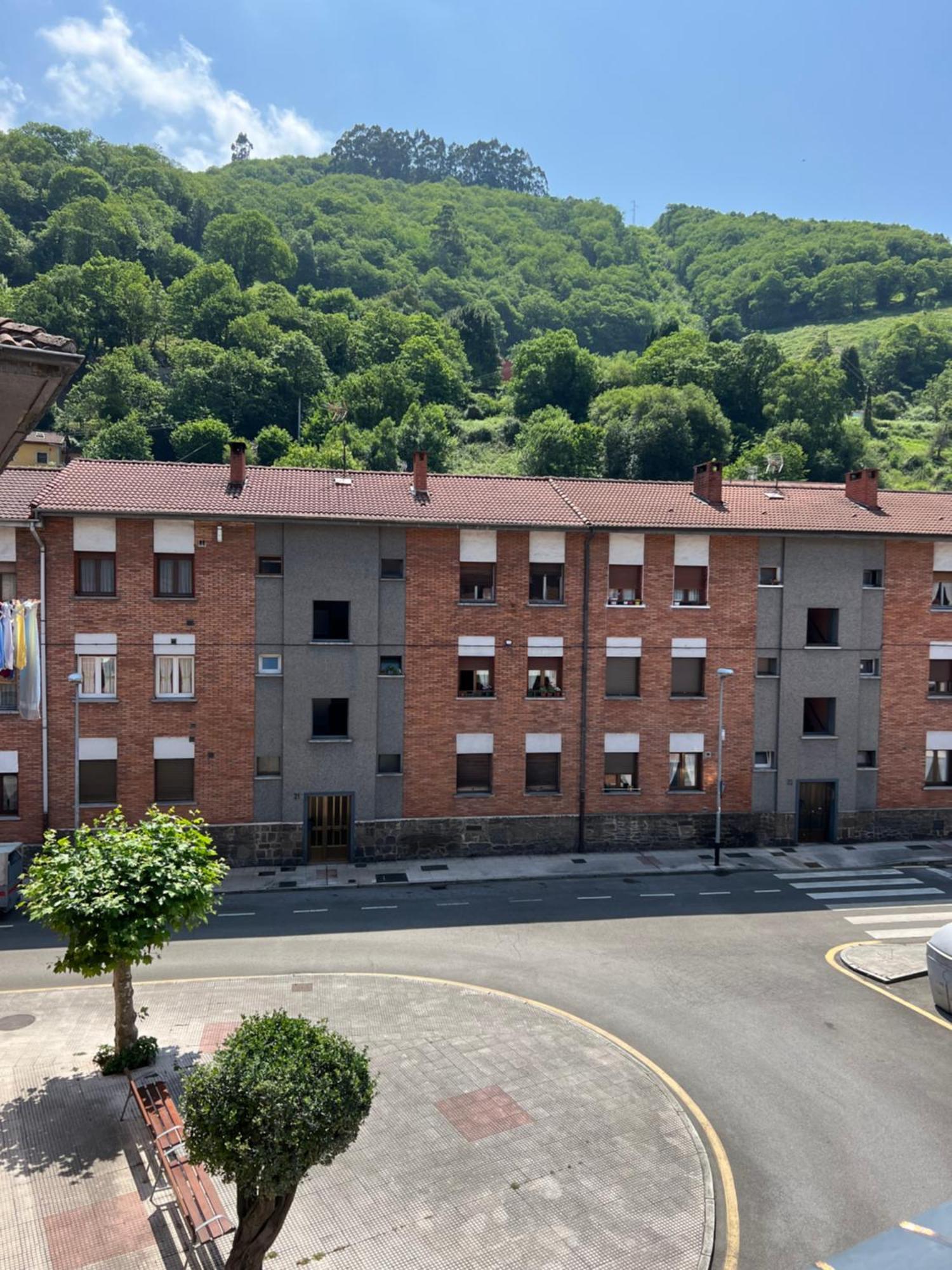 Mountain View Apartment Mieres  Bagian luar foto